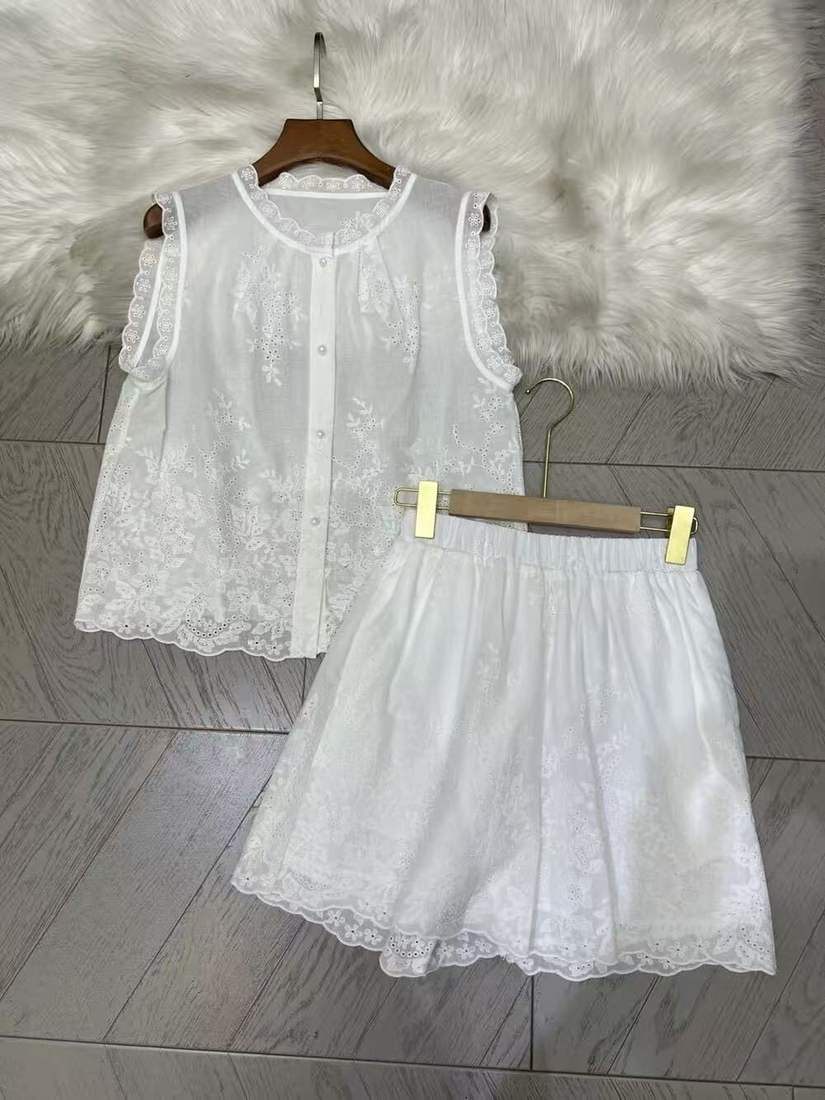 Set Kemeja & Seluar Pendek Eyelet Gading — paparan 2